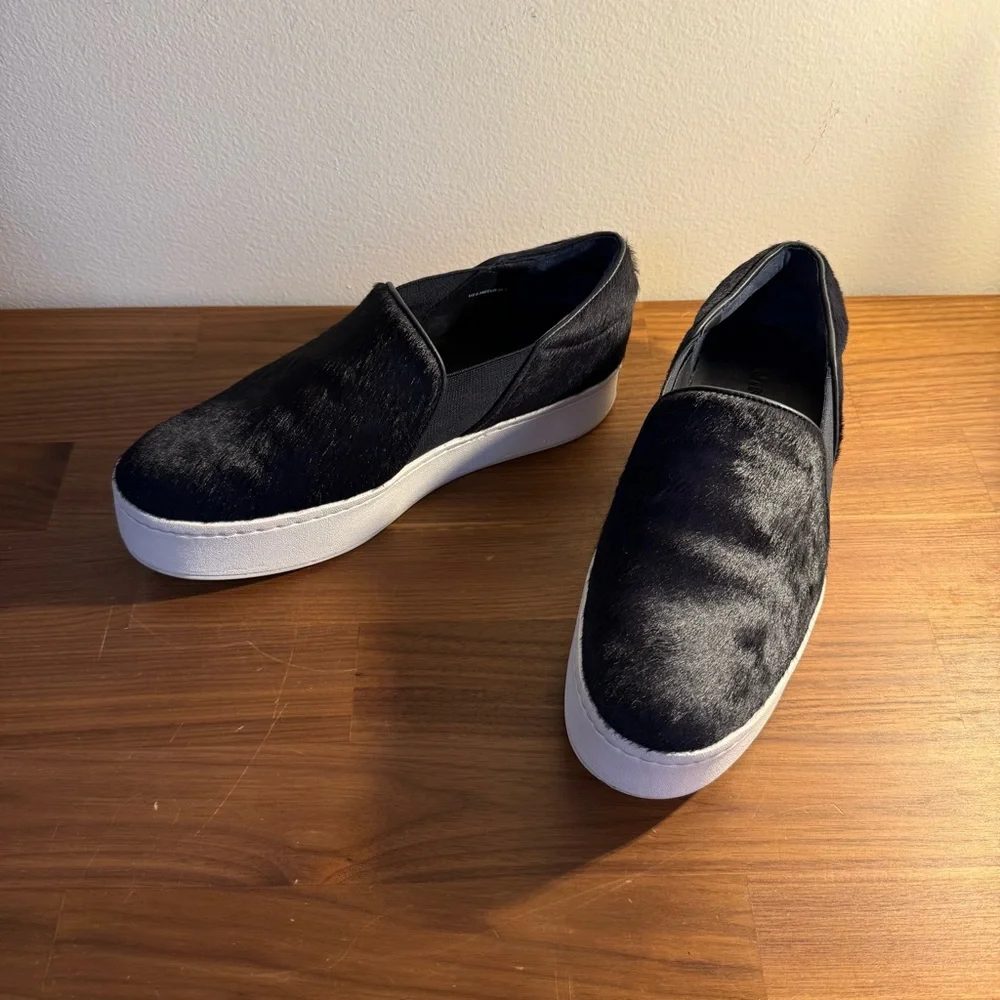 Vince Warren Pony Hair Slip On in Black with White Platform, size 6.5